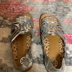 I am selling a pair of Tory Burch shoes. They have been worn. They are leather